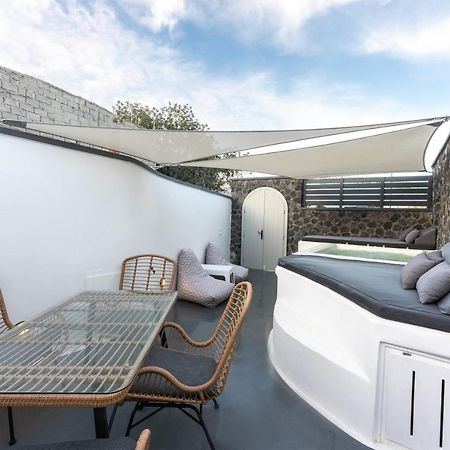 Sun Naam Home Santorini With Heated Jacuzzi 카르테라도스 외부 사진