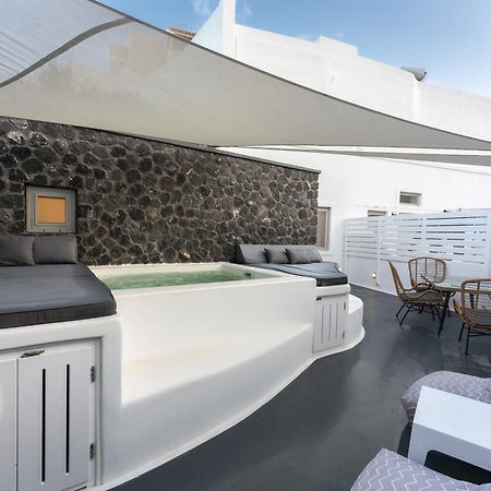 Sun Naam Home Santorini With Heated Jacuzzi 카르테라도스 외부 사진